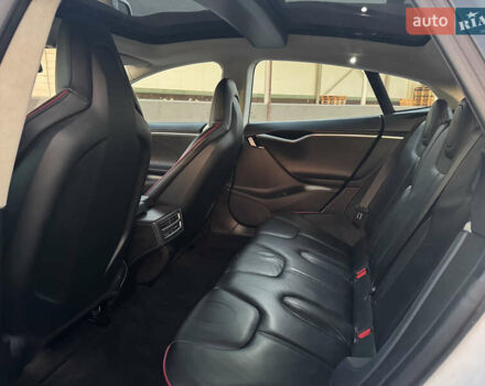 Білий Тесла Модель С, об'ємом двигуна 0 л та пробігом 170 тис. км за 13500 $, фото 11 на Automoto.ua