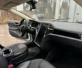 Белый Тесла Модель С, объемом двигателя 0 л и пробегом 393 тыс. км за 7999 $, фото 15 на Automoto.ua
