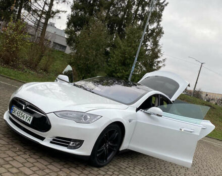 Белый Тесла Модель С, объемом двигателя 0 л и пробегом 166 тыс. км за 14000 $, фото 12 на Automoto.ua