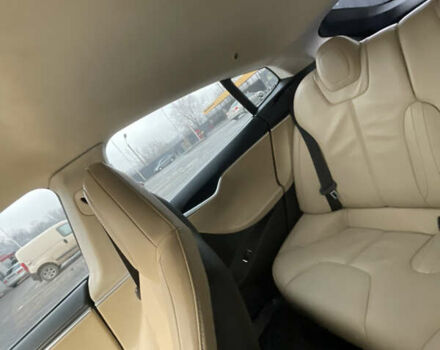 Белый Тесла Модель С, объемом двигателя 0 л и пробегом 150 тыс. км за 17000 $, фото 45 на Automoto.ua