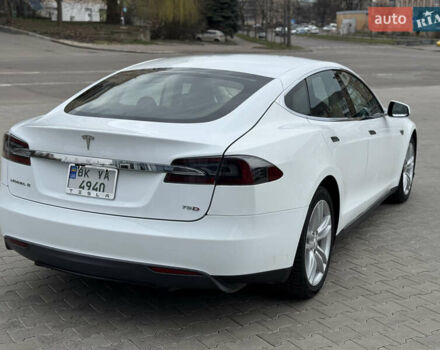 Белый Тесла Модель С, объемом двигателя 0 л и пробегом 257 тыс. км за 14550 $, фото 6 на Automoto.ua