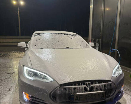 Белый Тесла Модель С, объемом двигателя 0 л и пробегом 150 тыс. км за 17000 $, фото 8 на Automoto.ua