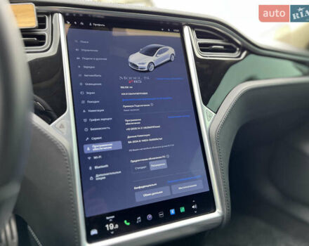Белый Тесла Модель С, объемом двигателя 0 л и пробегом 189 тыс. км за 12999 $, фото 17 на Automoto.ua