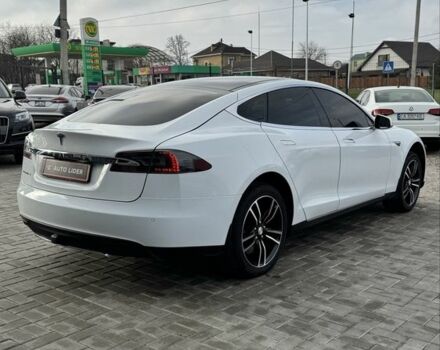 Белый Тесла Модель С, объемом двигателя 0 л и пробегом 189 тыс. км за 15700 $, фото 3 на Automoto.ua