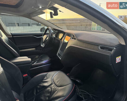 Білий Тесла Модель С, об'ємом двигуна 0 л та пробігом 170 тис. км за 13500 $, фото 14 на Automoto.ua