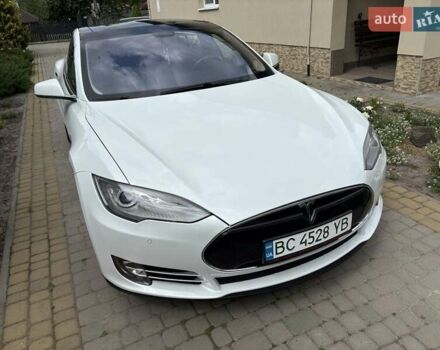 Белый Тесла Модель С, объемом двигателя 0 л и пробегом 188 тыс. км за 13800 $, фото 12 на Automoto.ua