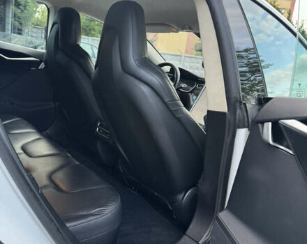 Белый Тесла Модель С, объемом двигателя 0 л и пробегом 108 тыс. км за 16500 $, фото 11 на Automoto.ua