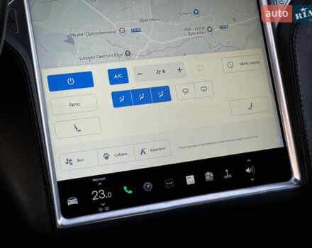 Білий Тесла Модель С, об'ємом двигуна 0 л та пробігом 189 тис. км за 12900 $, фото 51 на Automoto.ua