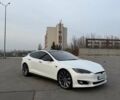 Білий Тесла Модель С, об'ємом двигуна 0 л та пробігом 144 тис. км за 16500 $, фото 1 на Automoto.ua