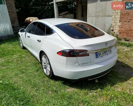 Білий Тесла Модель С, об'ємом двигуна 0 л та пробігом 253 тис. км за 15000 $, фото 21 на Automoto.ua