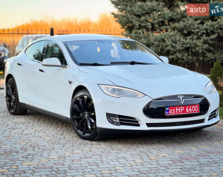 Білий Тесла Модель С, об'ємом двигуна 0 л та пробігом 189 тис. км за 12900 $, фото 9 на Automoto.ua