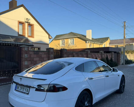 Белый Тесла Модель С, объемом двигателя 0 л и пробегом 108 тыс. км за 14950 $, фото 4 на Automoto.ua