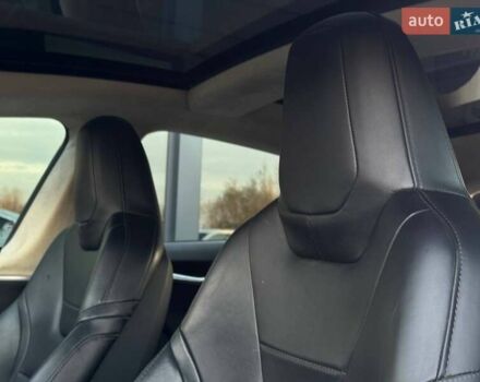 Білий Тесла Модель С, об'ємом двигуна 0 л та пробігом 470 тис. км за 13700 $, фото 34 на Automoto.ua