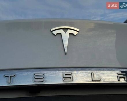Білий Тесла Модель С, об'ємом двигуна 0 л та пробігом 470 тис. км за 13700 $, фото 21 на Automoto.ua