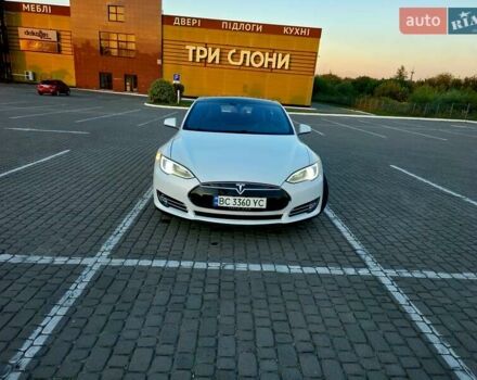Білий Тесла Модель С, об'ємом двигуна 0 л та пробігом 130 тис. км за 14799 $, фото 10 на Automoto.ua