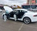 Белый Тесла Модель С, объемом двигателя 0 л и пробегом 120 тыс. км за 16100 $, фото 30 на Automoto.ua