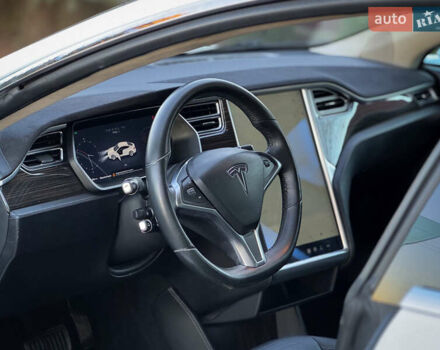 Білий Тесла Модель С, об'ємом двигуна 0 л та пробігом 189 тис. км за 12900 $, фото 22 на Automoto.ua