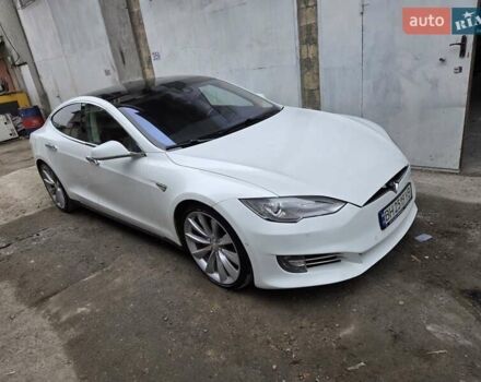 Білий Тесла Модель С, об'ємом двигуна 0 л та пробігом 237 тис. км за 14500 $, фото 6 на Automoto.ua