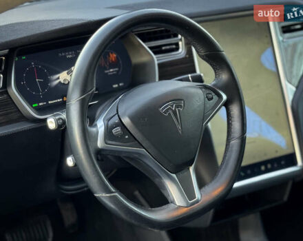 Білий Тесла Модель С, об'ємом двигуна 0 л та пробігом 189 тис. км за 12900 $, фото 23 на Automoto.ua