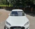 Белый Тесла Модель С, объемом двигателя 0 л и пробегом 66 тыс. км за 22000 $, фото 1 на Automoto.ua