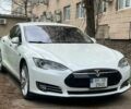 Белый Тесла Модель С, объемом двигателя 0 л и пробегом 203 тыс. км за 15000 $, фото 1 на Automoto.ua