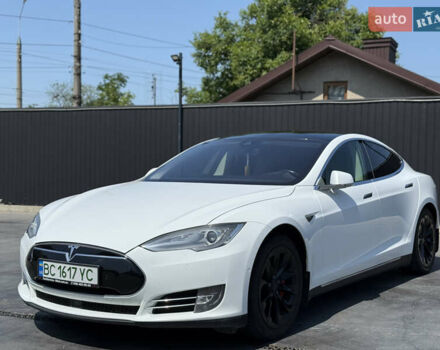 Белый Тесла Модель С, объемом двигателя 0 л и пробегом 156 тыс. км за 20000 $, фото 3 на Automoto.ua
