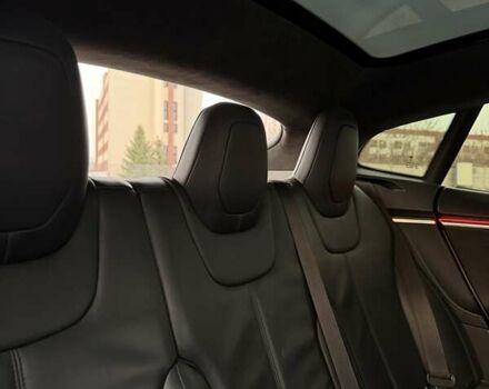 Білий Тесла Модель С, об'ємом двигуна 0 л та пробігом 144 тис. км за 16500 $, фото 24 на Automoto.ua