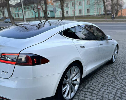 Білий Тесла Модель С, об'ємом двигуна 0 л та пробігом 174 тис. км за 24900 $, фото 7 на Automoto.ua