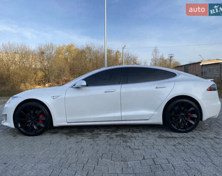 Белый Тесла Модель С, объемом двигателя 0 л и пробегом 225 тыс. км за 15500 $, фото 7 на Automoto.ua