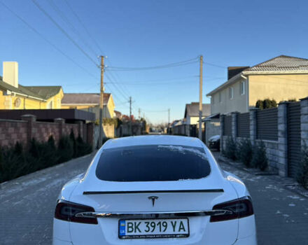 Белый Тесла Модель С, объемом двигателя 0 л и пробегом 108 тыс. км за 14950 $, фото 12 на Automoto.ua