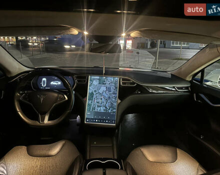 Білий Тесла Модель С, об'ємом двигуна 0 л та пробігом 250 тис. км за 13500 $, фото 13 на Automoto.ua