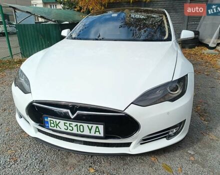 Білий Тесла Модель С, об'ємом двигуна 0 л та пробігом 118 тис. км за 15000 $, фото 20 на Automoto.ua