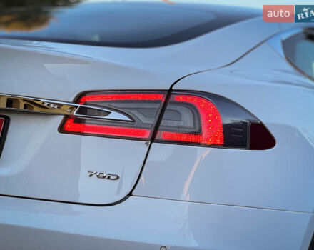 Білий Тесла Модель С, об'ємом двигуна 0 л та пробігом 189 тис. км за 12900 $, фото 19 на Automoto.ua