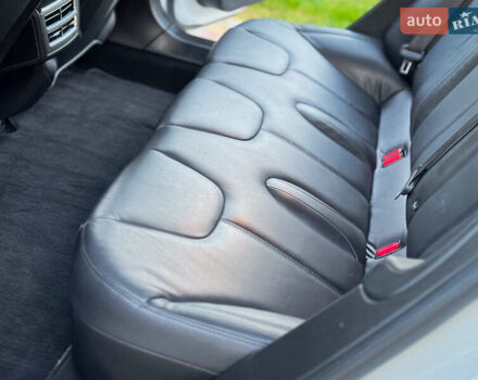 Білий Тесла Модель С, об'ємом двигуна 0 л та пробігом 189 тис. км за 12900 $, фото 35 на Automoto.ua