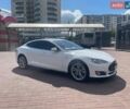 Білий Тесла Модель С, об'ємом двигуна 0 л та пробігом 205 тис. км за 12999 $, фото 30 на Automoto.ua