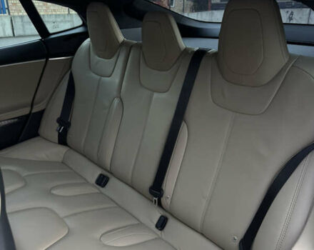 Білий Тесла Модель С, об'ємом двигуна 0 л та пробігом 111 тис. км за 16000 $, фото 11 на Automoto.ua