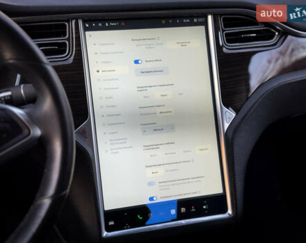 Білий Тесла Модель С, об'ємом двигуна 0 л та пробігом 189 тис. км за 12900 $, фото 47 на Automoto.ua