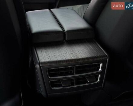 Білий Тесла Модель С, об'ємом двигуна 0 л та пробігом 470 тис. км за 13700 $, фото 45 на Automoto.ua