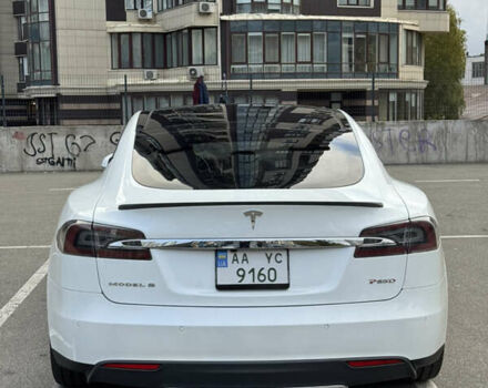 Білий Тесла Модель С, об'ємом двигуна 0 л та пробігом 111 тис. км за 16000 $, фото 4 на Automoto.ua