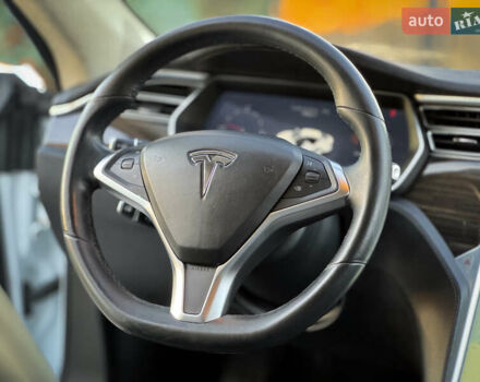 Білий Тесла Модель С, об'ємом двигуна 0 л та пробігом 189 тис. км за 12900 $, фото 40 на Automoto.ua