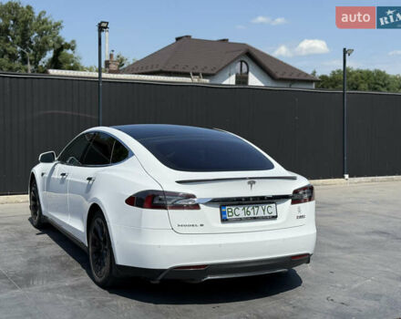 Белый Тесла Модель С, объемом двигателя 0 л и пробегом 156 тыс. км за 20000 $, фото 9 на Automoto.ua