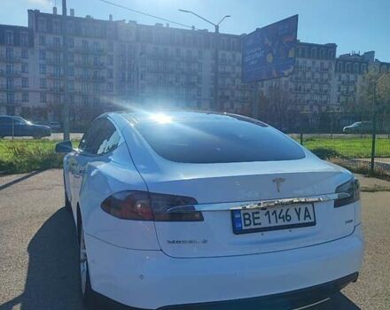 Белый Тесла Модель С, объемом двигателя 0 л и пробегом 210 тыс. км за 14500 $, фото 2 на Automoto.ua