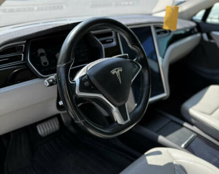 Белый Тесла Модель С, объемом двигателя 0 л и пробегом 156 тыс. км за 20000 $, фото 22 на Automoto.ua