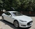 Белый Тесла Модель С, объемом двигателя 0 л и пробегом 66 тыс. км за 22000 $, фото 1 на Automoto.ua
