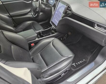 Білий Тесла Модель С, об'ємом двигуна 0 л та пробігом 237 тис. км за 14500 $, фото 4 на Automoto.ua