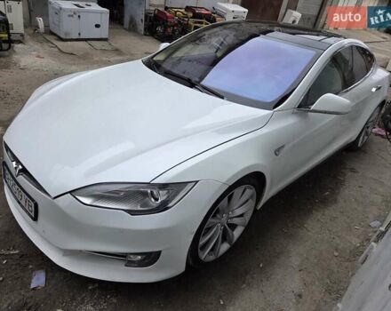 Білий Тесла Модель С, об'ємом двигуна 0 л та пробігом 237 тис. км за 14500 $, фото 9 на Automoto.ua