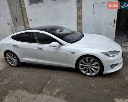 Білий Тесла Модель С, об'ємом двигуна 0 л та пробігом 237 тис. км за 14500 $, фото 7 на Automoto.ua