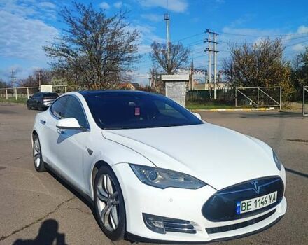 Белый Тесла Модель С, объемом двигателя 0 л и пробегом 210 тыс. км за 14500 $, фото 5 на Automoto.ua