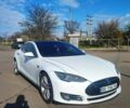 Белый Тесла Модель С, объемом двигателя 0 л и пробегом 210 тыс. км за 14500 $, фото 5 на Automoto.ua