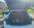 Белый Тесла Модель С, объемом двигателя 0 л и пробегом 210 тыс. км за 14500 $, фото 9 на Automoto.ua